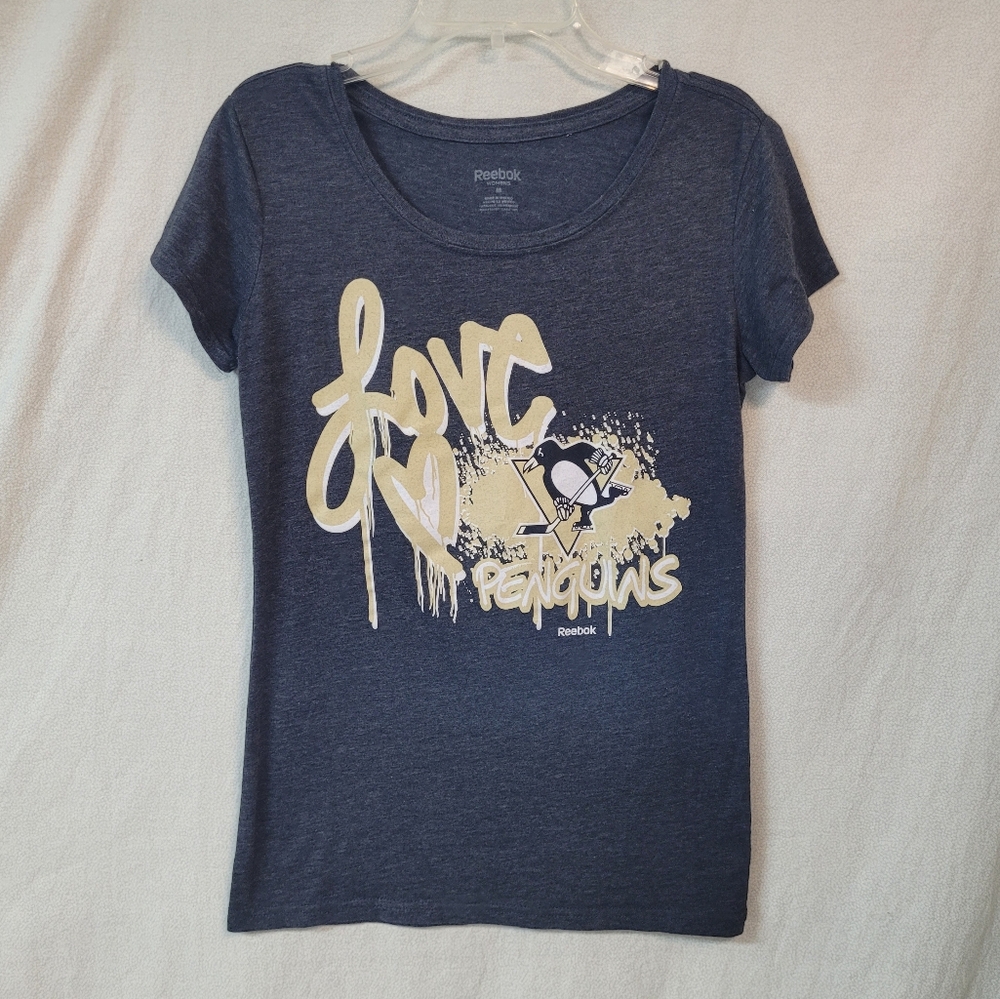 Reebok Women's Gray Pittsburgh Penguins Hockey T-Shirt, Size Medium